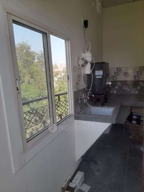 PG for Girls in Tilak Nagar