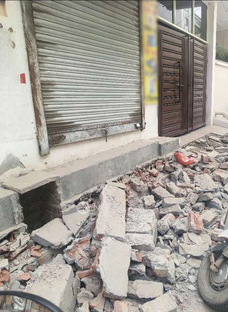 Shop in Sector 10a, Gurgaon for Rent 