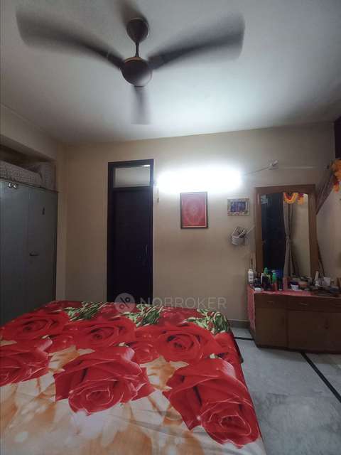 3 BHK Flat In The Gold Croft Cghs  For Sale  In Plot-4