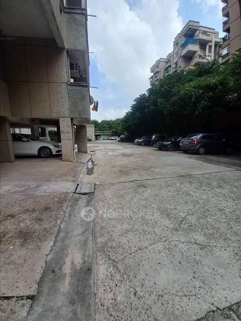 3 BHK Flat In The Gold Croft Cghs  For Sale  In Plot-4