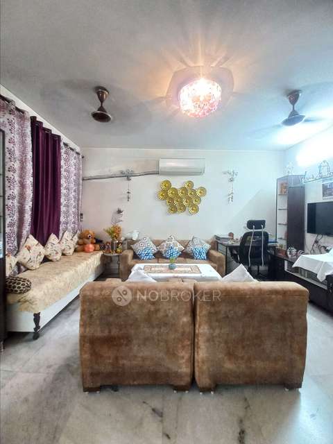 3 BHK Flat In The Gold Croft Cghs  For Sale  In Plot-4