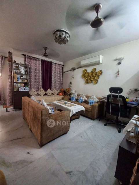 3 BHK Flat In The Gold Croft Cghs  For Sale  In Plot-4