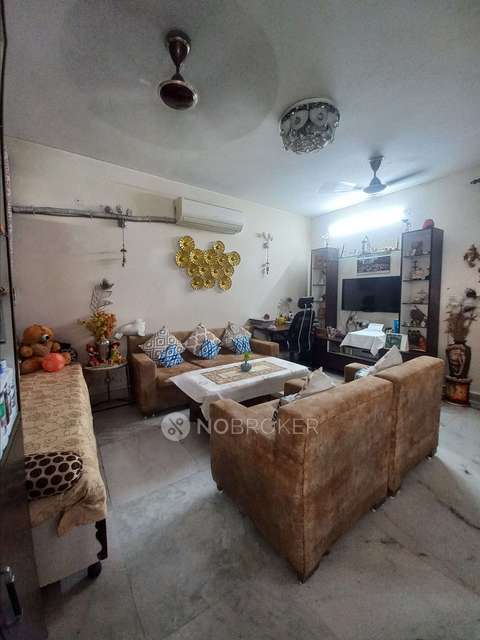 3 BHK Flat In The Gold Croft Cghs  For Sale  In Plot-4