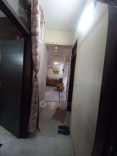 3 BHK Flat In The Gold Croft Cghs  For Sale  In Plot-4