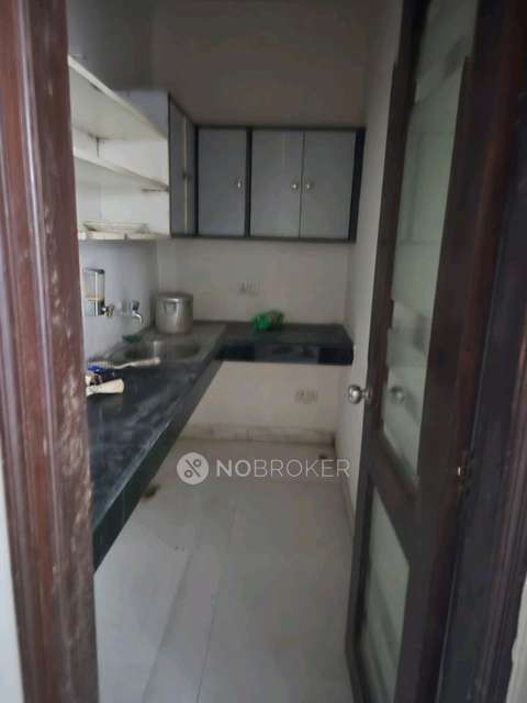 Office Space in Uday Park, South Extension Ii, Delhi for sale 