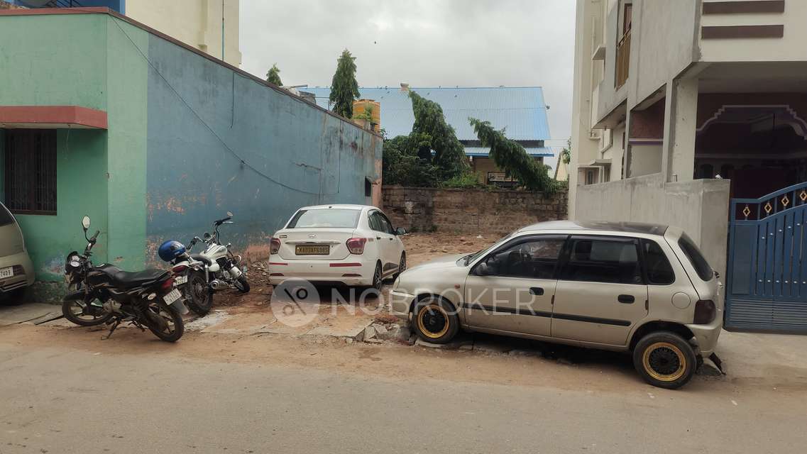 Plot For Sale  In Dooravani Nagar