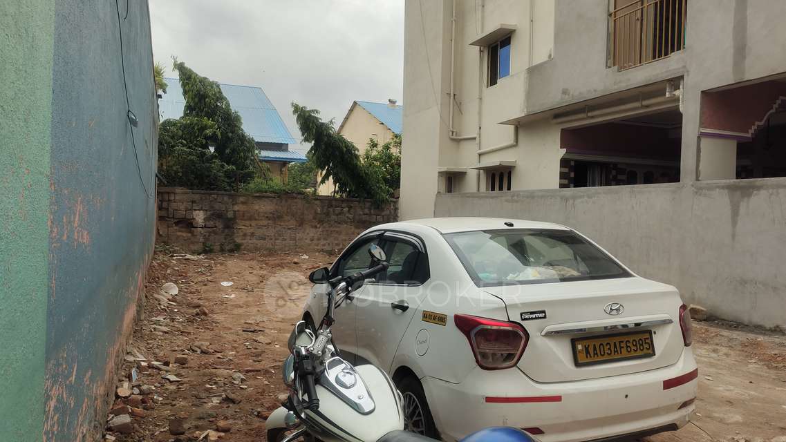 Plot For Sale  In Dooravani Nagar