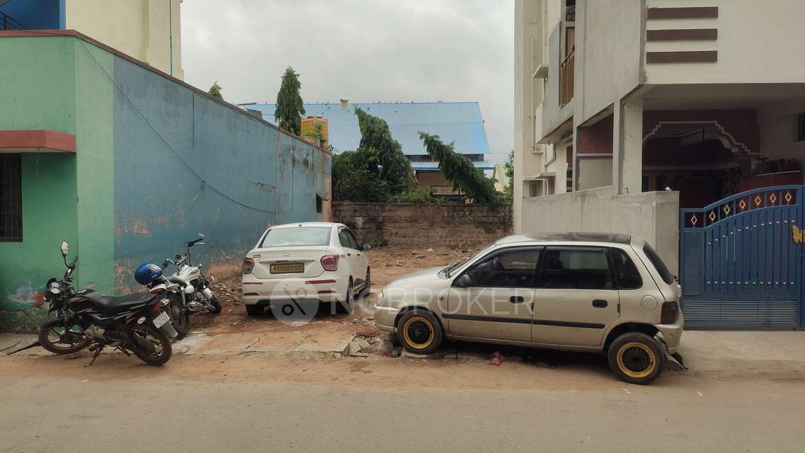 Plot For Sale  In Dooravani Nagar