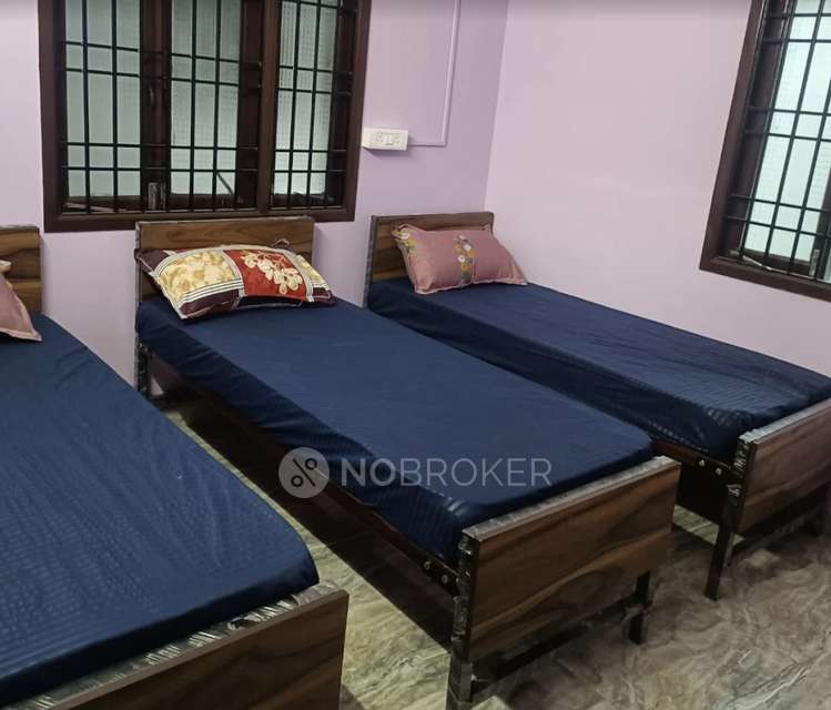 PG for Boys in Navalur