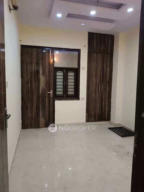 2 BHK Flat In A80 Apartment For Sale  In Matiala Road