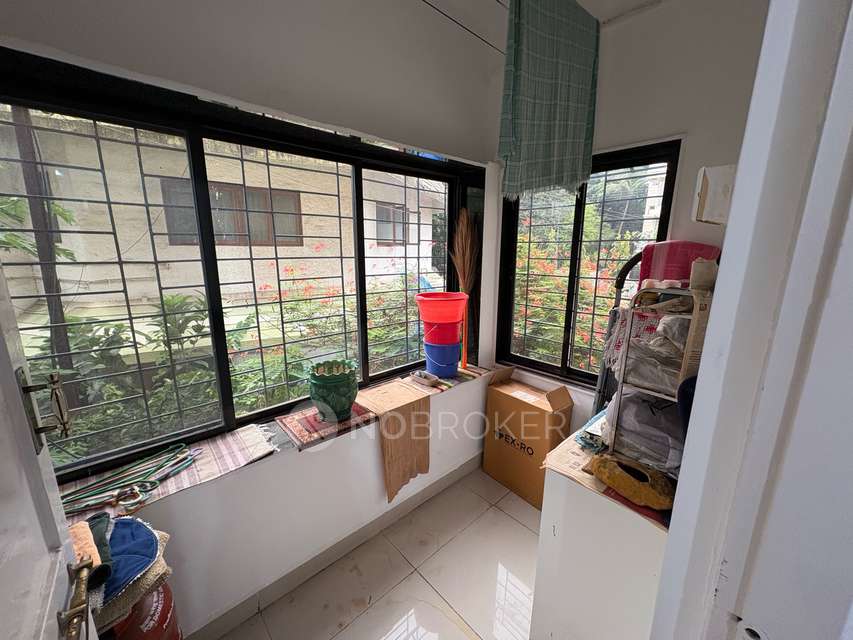 2 BHK Flat In Geet Govind Society For Sale  In Geet Govind Apartment