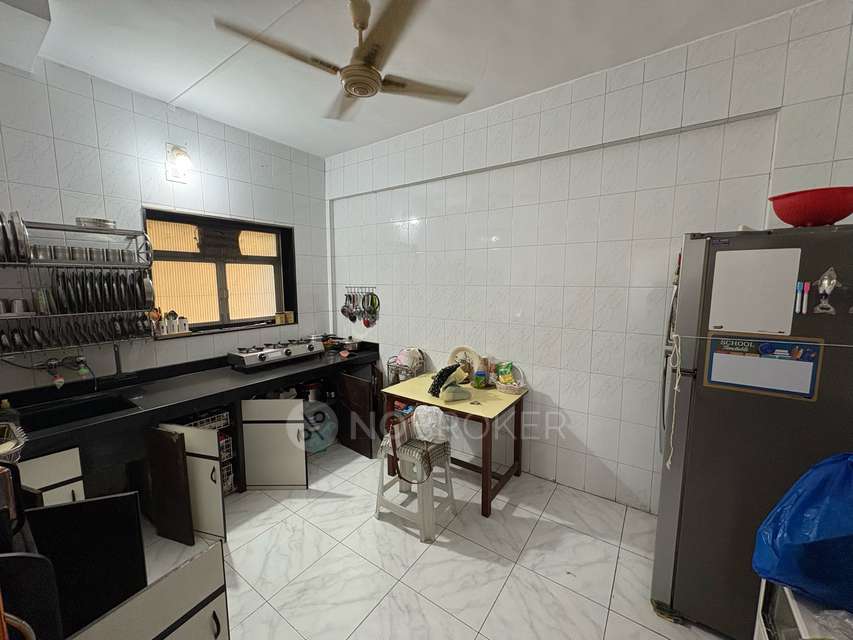 2 BHK Flat In Geet Govind Society For Sale  In Geet Govind Apartment