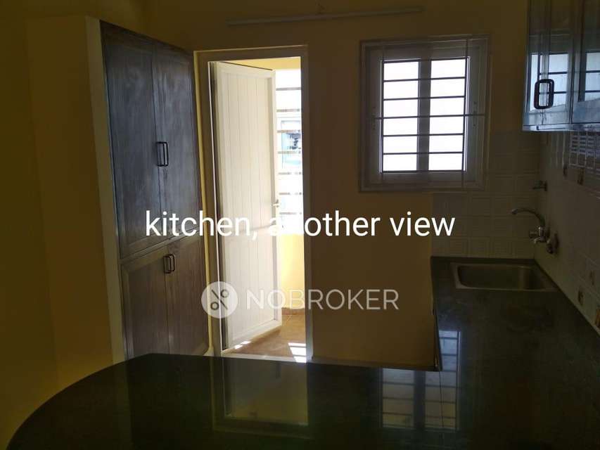 1 BHK Flat In  Ayshwarayam Appartment For Sale  In Alwarpet
