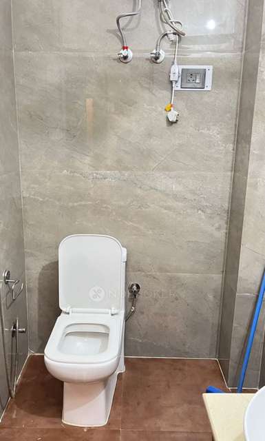 2 BHK Flat In Gyanni Apartment  For Sale  In Vasant Kunj