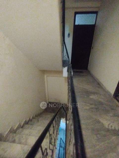 2 BHK Flat In Gyanni Apartment  For Sale  In Vasant Kunj