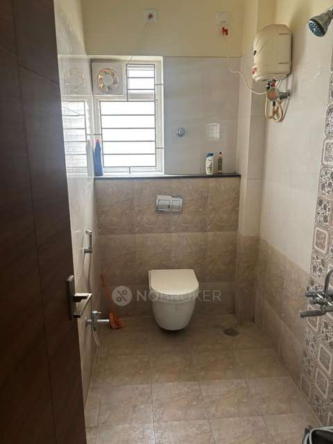 2 BHK Flat In Air View Apartments For Sale  In  Manapakkam