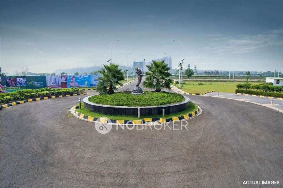 Plot For Sale  In Greenbay Golf Village In Sector 22d