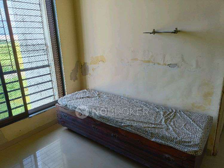 2 BHK Flat In Shriraj Dwarka Chs For Sale  In Dronagiri