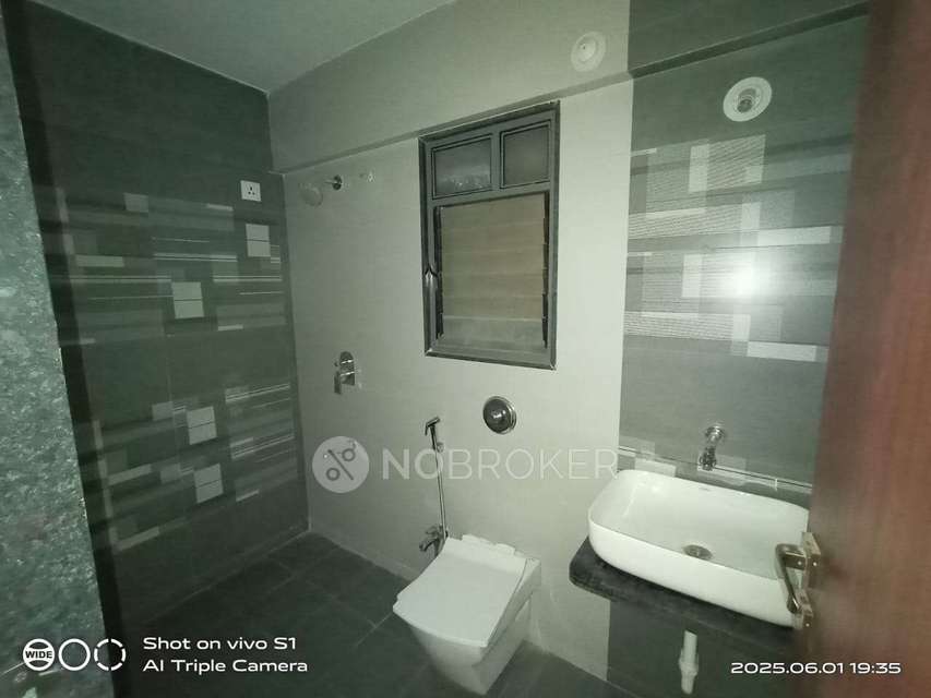 2 BHK Flat In United Athashri, Dhanori for Rent  In Dhanori