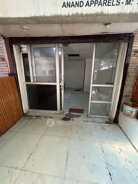 Shop in Jawala Heri Market, Delhi for Rent 