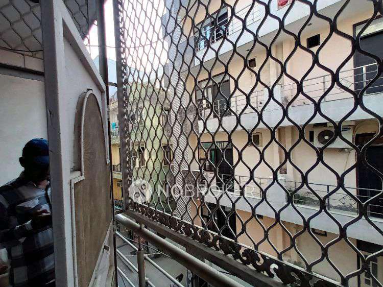 1 RK Flat For Sale  In Matiala