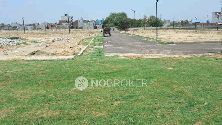Plot For Sale  In Ram Shyam Enclave In  Panchsheel Greens 2