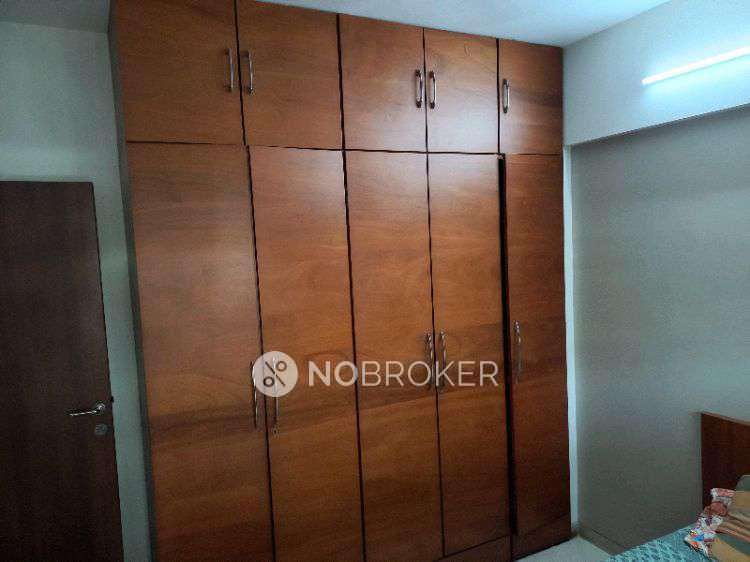 2 BHK Flat In Golden Square Society For Sale  In Santacruz East