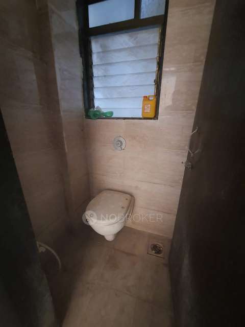 1 RK Flat In Dgs Sheetal Bhavan, Malad East For Sale  In Malad East