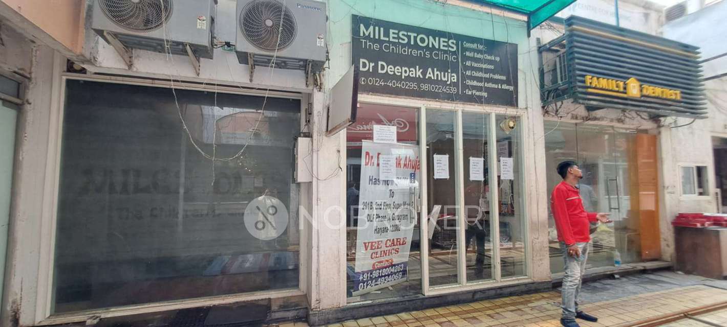 Shop in Sector 43, Gurgaon for Rent 