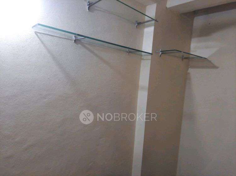 1 RK House for Rent  In Arya Samaj School Nursery To 10th Kavadiguda