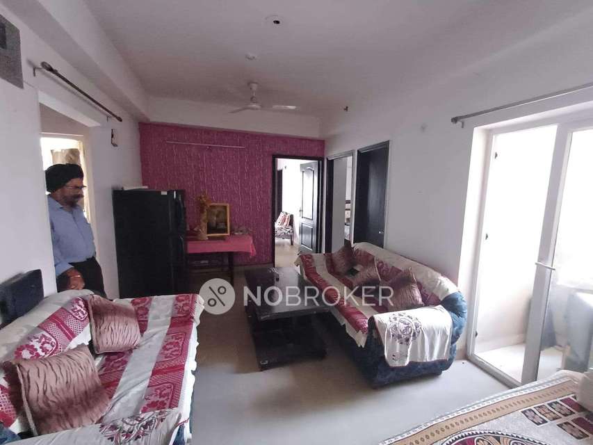 2 BHK Flat In The Hyde Park For Sale  In Sector 78