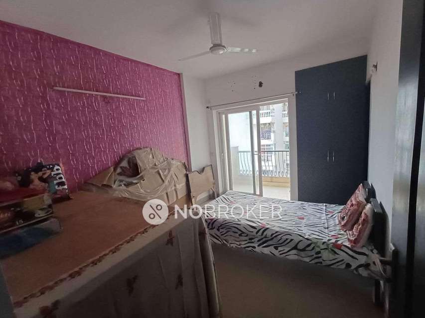 2 BHK Flat In The Hyde Park For Sale  In Sector 78