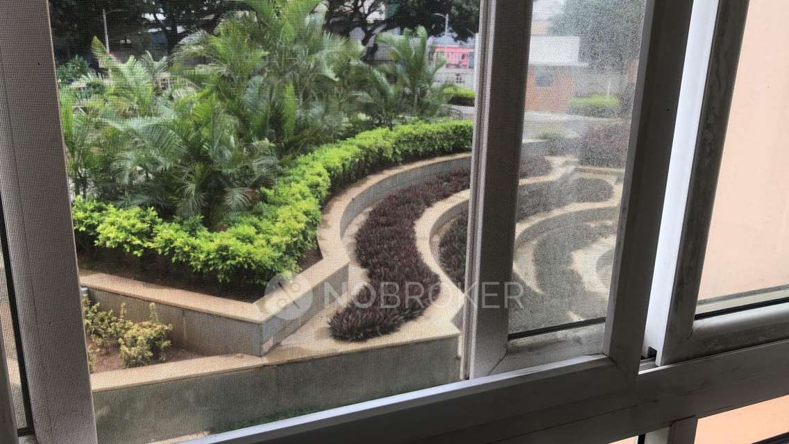 3 BHK Flat In Mantri Sarovar, Hsr Layout For Sale  In Hsr Layout