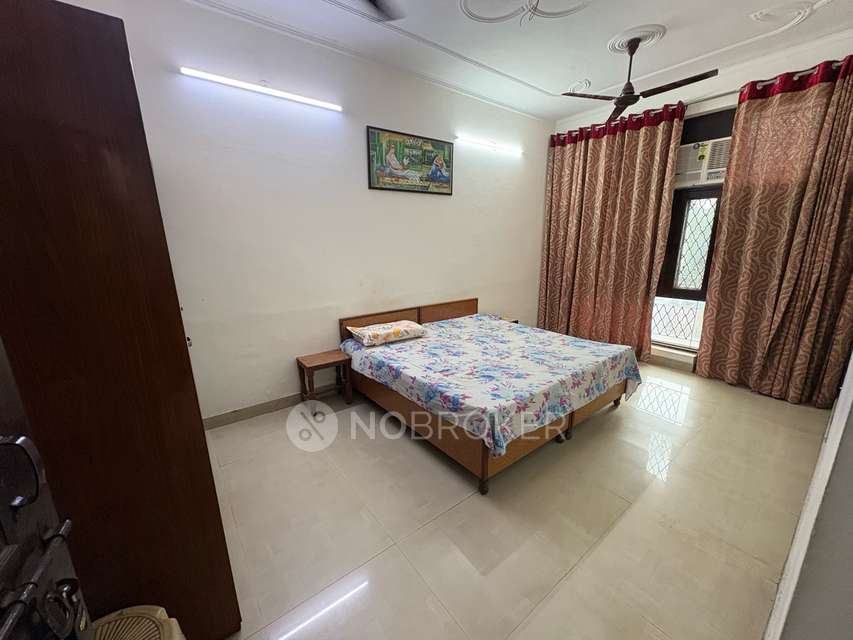 PG for Girls in Sector 55