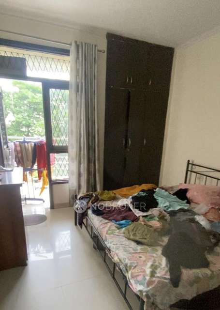 3 BHK Flat In Standalone Building  For Sale  In Indirapuram