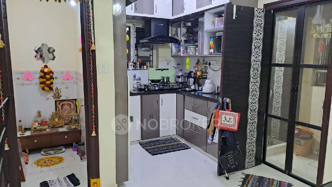 2 BHK Flat In Metro Heights Block C For Sale  In Metro Heights Block C