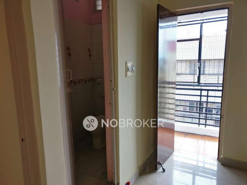 2 BHK Flat In Platinum Enclave Phase 1 For Sale  In Kereguddadahalli, Chikkabanavara