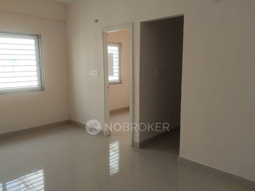 2 BHK Flat In Amarprakash Temple Waves For Sale  In Kundrathur