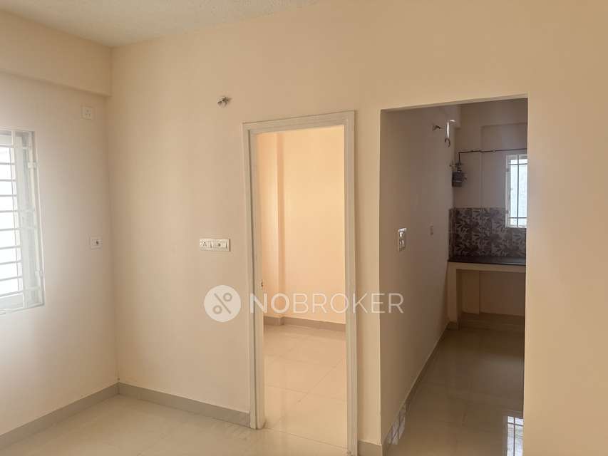 2 BHK Flat In Amarprakash Temple Waves For Sale  In Kundrathur