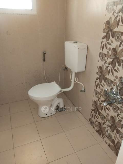 2 BHK Flat In Amarprakash Temple Waves For Sale  In Kundrathur