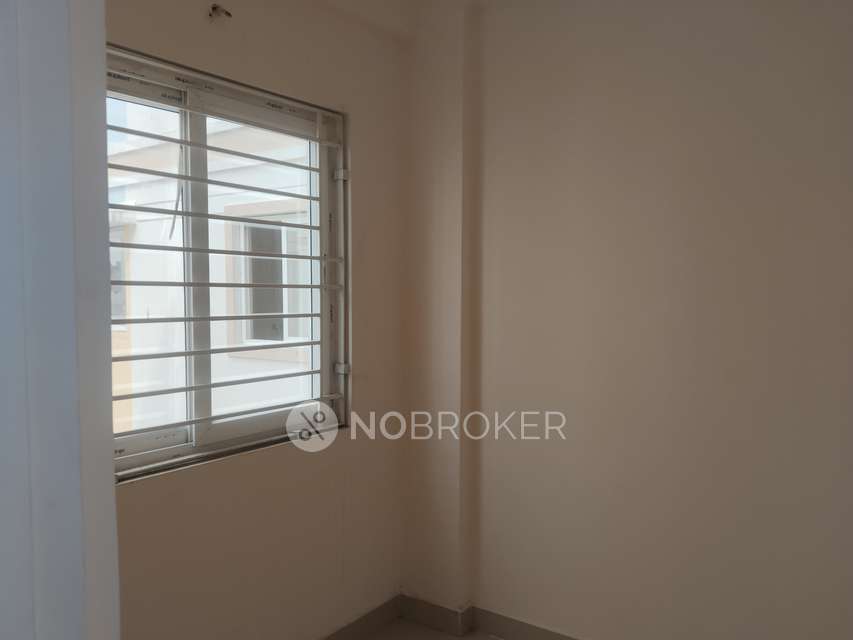 2 BHK Flat In Amarprakash Temple Waves For Sale  In Kundrathur