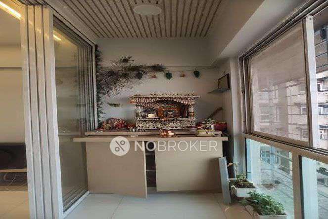 2 BHK Flat In Sheth Midori For Sale  In Dahisar East