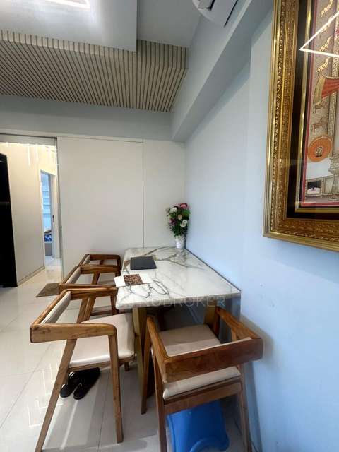 2 BHK Flat In Sheth Midori For Sale  In Dahisar East