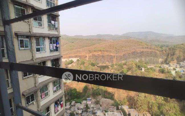 2 BHK Flat In Sheth Midori For Sale  In Dahisar East