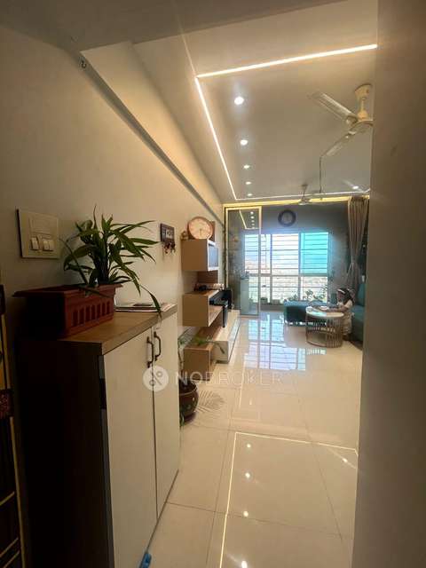 2 BHK Flat In Sheth Midori For Sale  In Dahisar East