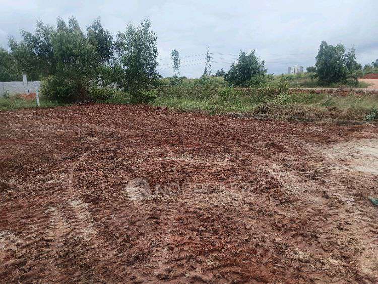 Plot For Sale  In Hunasamaranahalli