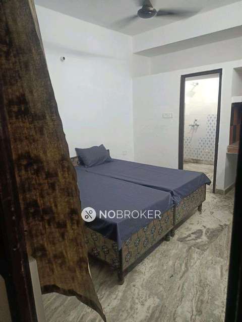 PG for Boys in Sector 45