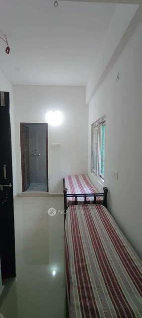 PG for Girls in Arnav Residency