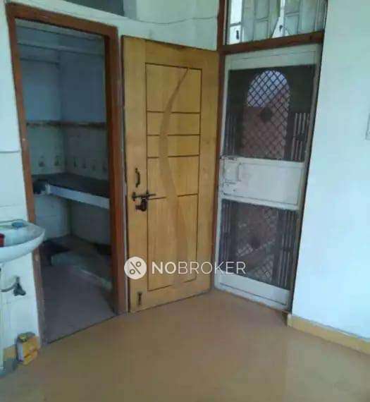 2 BHK Flat For Sale  In Laxmi Nagar