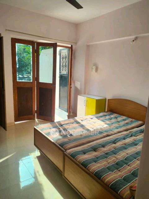 Single Room for Male In 2 BHK  In Vijayraj Sankul In Aundh